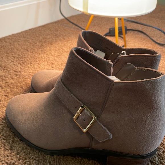 Lands' End Shoes - Brand new Lands End Side Zip Boots